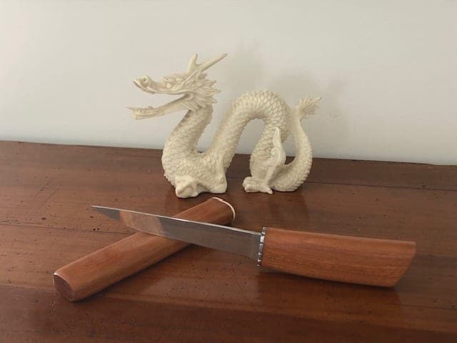 Mini tanto, commande particulière, Lame et garde en 14C28, manche et fourreau en brown ivory