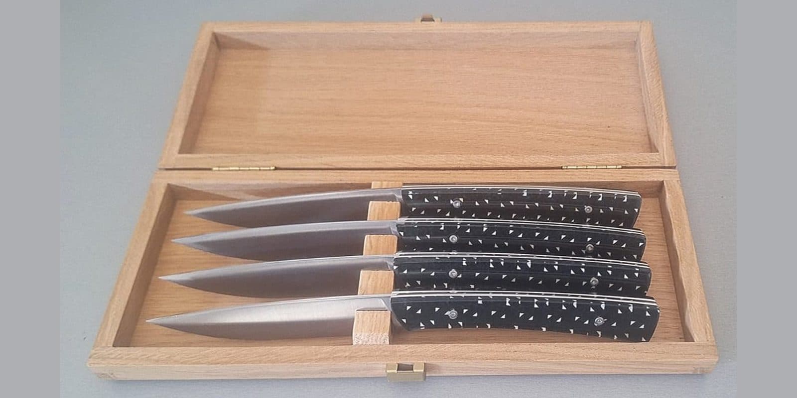 Le Delmonte, coffret de quatre, Résine « Classique »